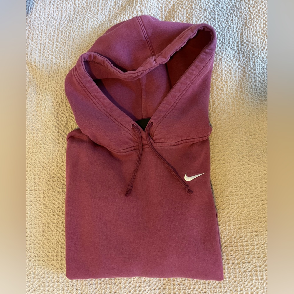 Nike hoodie Medium